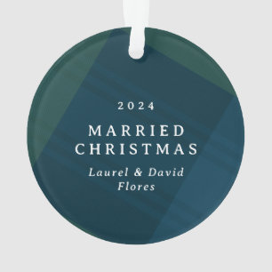 Klassisches kariertes erstes verheiratetes Foto Ornament