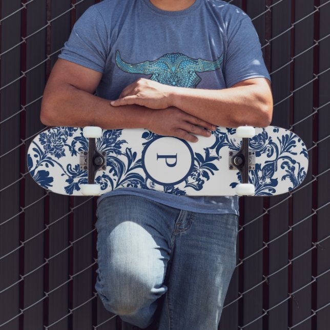Klassisches Navy Blue Damask Muster Skateboard (Außenbereich 3)