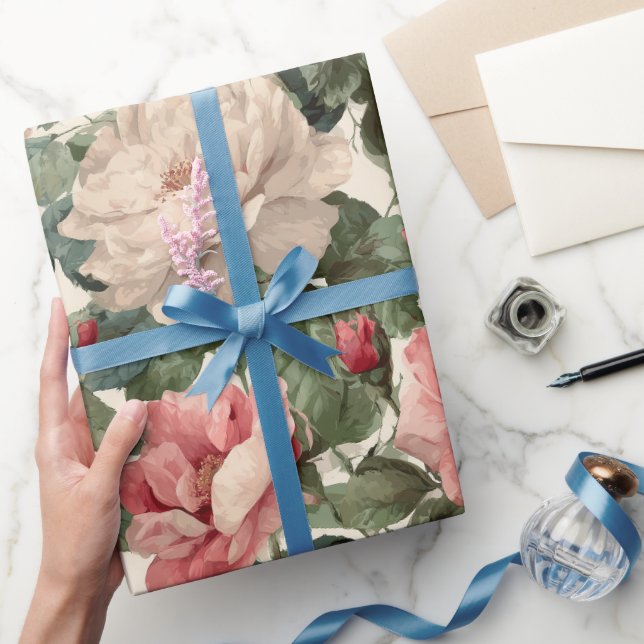 Klassisches rosa Rosen-Cream-Blumenmuster Geschenkpapier (Schenken)