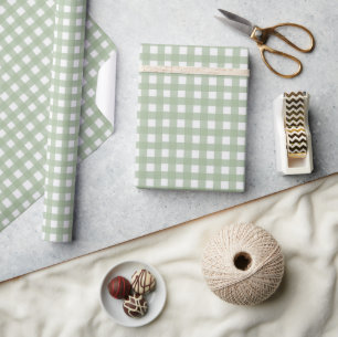 Klassisches Salbeigrün Gingham Karo Weihnachten Geschenkpapier