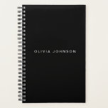 Klassisches Schwarz | Spiralwöchentlich/Monatsplan Planer<br><div class="desc">Fügen Sie Ihren individuelle Name zu diesem klassischen schwarzen Spiralplaner wöchentlich\monatlich hinzu. Ideal für eine Vielzahl von Projekten,  um Sie behalten organisiert.</div>