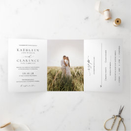 Klassisches Schwarz-Weiß-Foto Elegante Hochzeit Dreifach Gefaltete Einladung