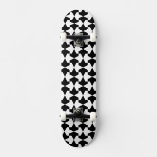 Klassisches Schwarz-Weiß-Muster Skateboard