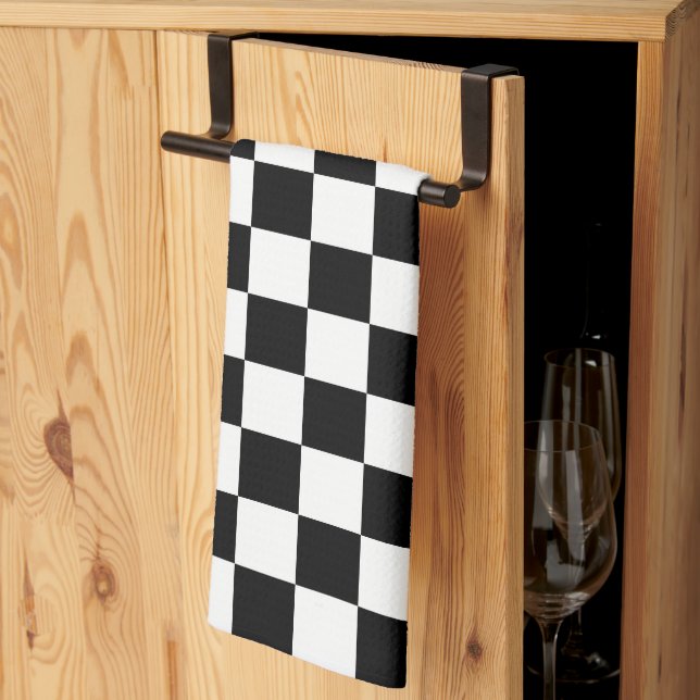 Klassisches schwarzes Schachbrettmuster Geschirrtuch (Drittel gefaltet)