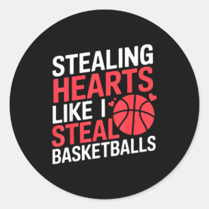 Klassisches Stehlen von Herzen, klaut Basketbälle Runder Aufkleber