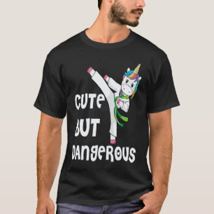 Klassisches Taekwondo Einhorn Süß aber Gefährlich T-Shirt