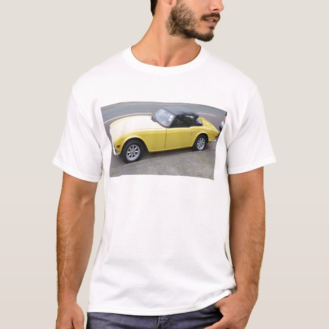 Klassisches Triumph TR6 Sportscar T-Shirt (Vorderseite)