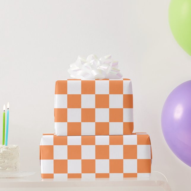 Klassisches visuelles oranges Schachbrettmuster  Geschenkpapier (Von Creator hochgeladen)
