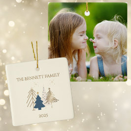 Klassisches Weihnachtsbaum-Familienfoto benannt Keramikornament