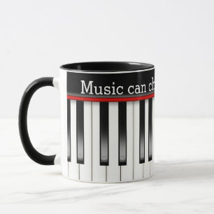 Klaviertastatur mit Musikangebot Tasse