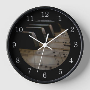 Klaviertasten für antike Musik Uhr
