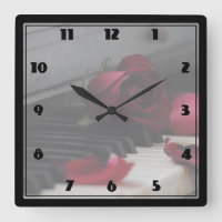 Klaviertasten mit Rote Rose