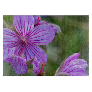 Klebrige Storchschnabel-Wildblumen Schneidebrett