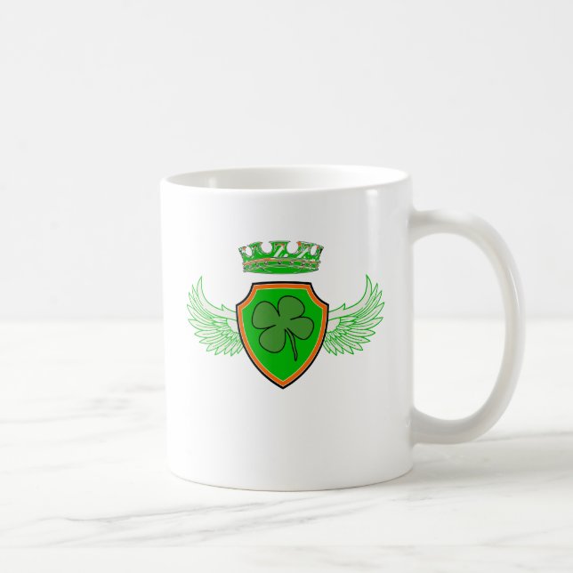 Kleeblatt auf Schild mit Flügeln und Krone Kaffeetasse (Rechts)