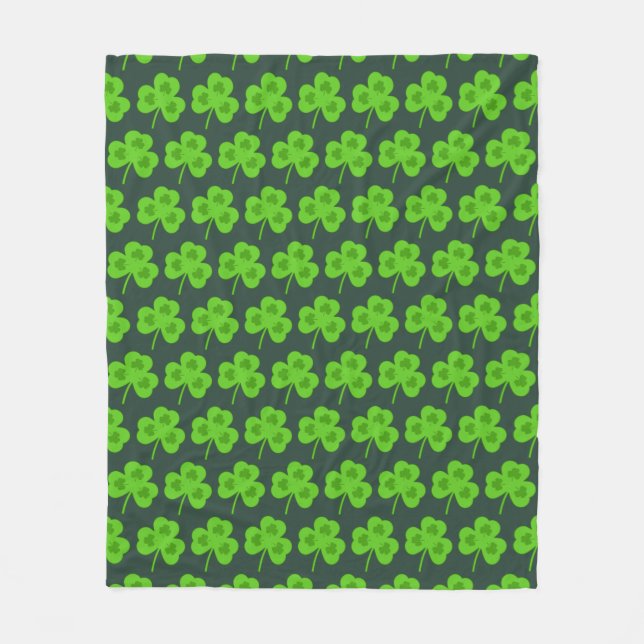 KLEEBLATT GREEN LEAF ST PATRICK'S Day Fleecedecke (Vorderseite)