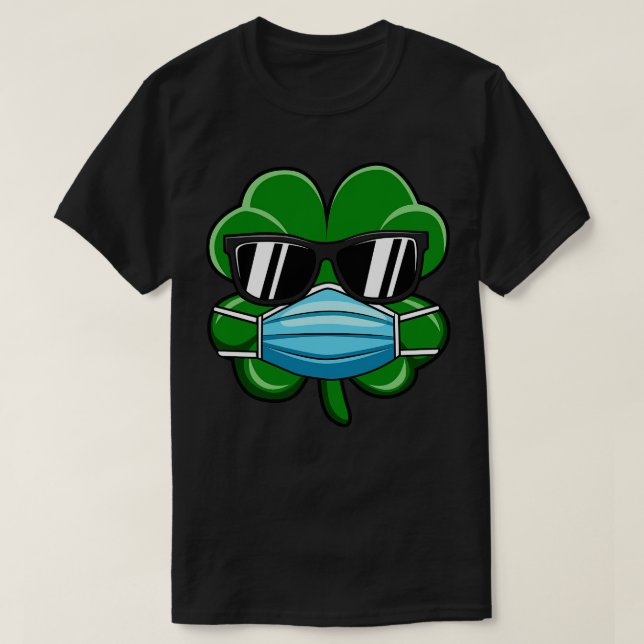 Kleeblatt mit Gesichtsmaske St Patricks Tagesgesch T-Shirt (Design vorne)