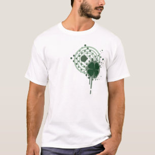 Kleeblatt mit vier Blättern. Hypnoseblasen. T-Shirt