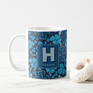 Kleeblatt-Monogramm St. Patrick`s Tag Kaffeetasse
