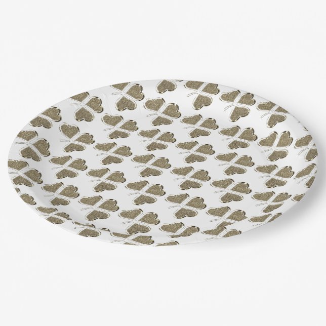 Kleeblatt Pattern Irish Clover Irland Gold Elegant Pappteller (Schrägansicht)