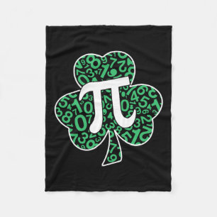 Kleeblatt Pi Day Niedlich St. Patrick's Day und Ma Fleecedecke