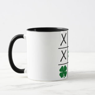 Kleeblatt Tic Tac Toe Tasse