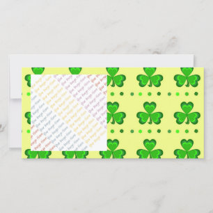 Kleeblätter auf Gold