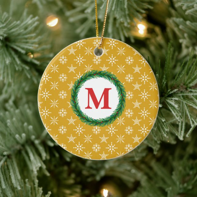 Kleider Monogramm Ihr Name Weißer Schneeflocken Go Keramik Ornament (Baum)