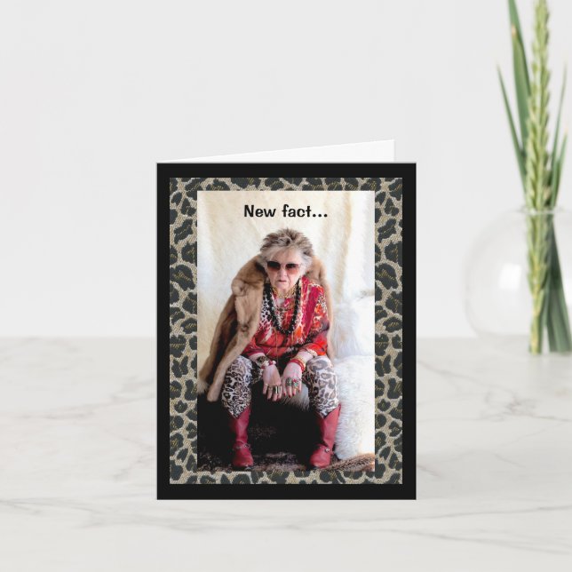 Kleidung, die während einer Pandemie im Schrank ve Karte (Vorderseite)