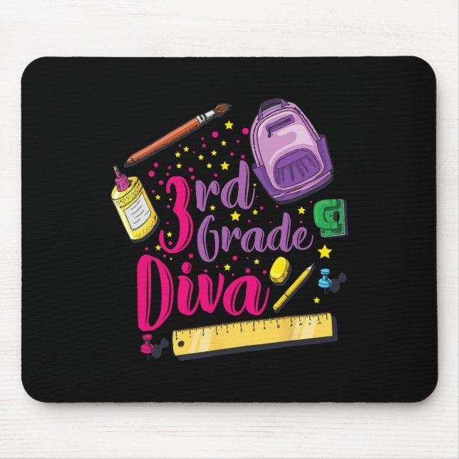 Kleidung für ein Mädchen der 3. Klasse Diva am ers Mousepad (Vorne)