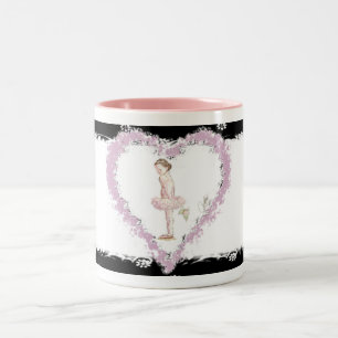 Kleine Ballerina, die Rose in der Herz-Tasse hält Zweifarbige Tasse