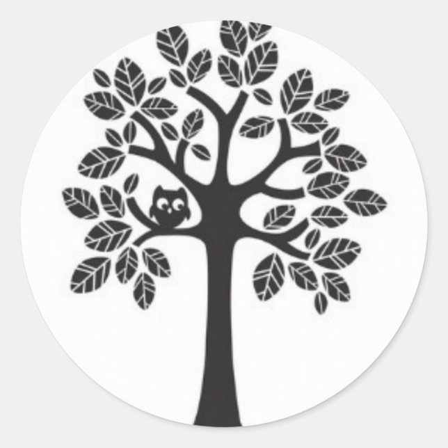 Kleine Eule in einem großen Baum Runder Aufkleber (Vorderseite)