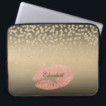 Kleine Foil-Confetty oder Diamant, Lippen Personal Laptopschutzhülle<br><div class="desc">Dieses Bild zeigt Goldfolienkonfetti oder Diamanten mit glitzerndem Lippchen und Namen.Diamanten sind Mädchenfreunde.Also Leckerei selbst oder ein Freund zu etwas Besonderem mit diesem wunderschönen,  mit Diamanten bedeckten Accessoire. Wählen Sie die Kostümtaste,  um Stil,  Farbe und Größe des Schriftartes zu ändern</div>