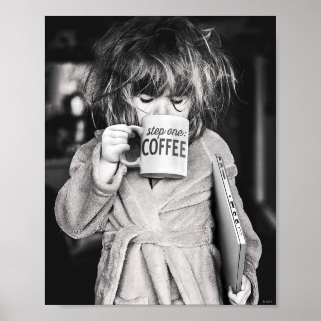 Kleine Girl Drink Kaffee Poster (Vorne)
