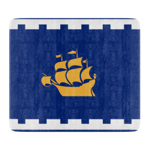 Kleine Glas-Schneidbrett mit der Flagge von Quebec Schneidebrett