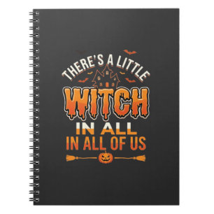 Kleine Hexe Halloween Hexe Typografie Design_1 Notizblock