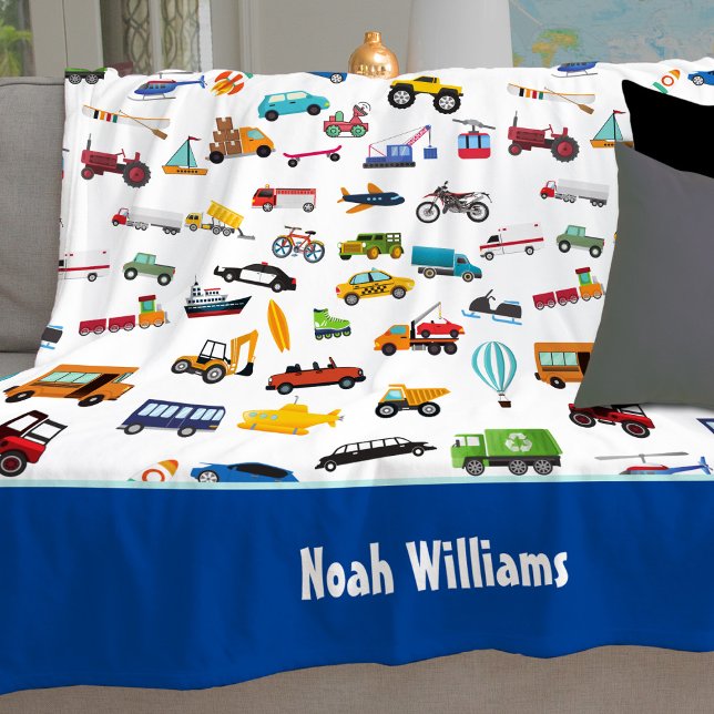 Kleine Junge Dinge, die Fahrzeuge bewegen Kid Name Fleecedecke (Wrap your young boy in a fun blanket designed with his favorite vehicles! You can add a name, too :))