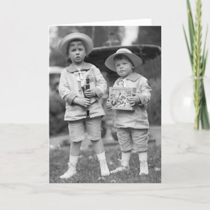 Kleine Jungen mit Spielzeug, 1915 Karte