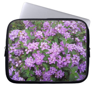 Kleine lila Blumen Laptopschutzhülle