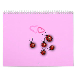 Kleine Marienkäfer und träumerische rosa Kalender