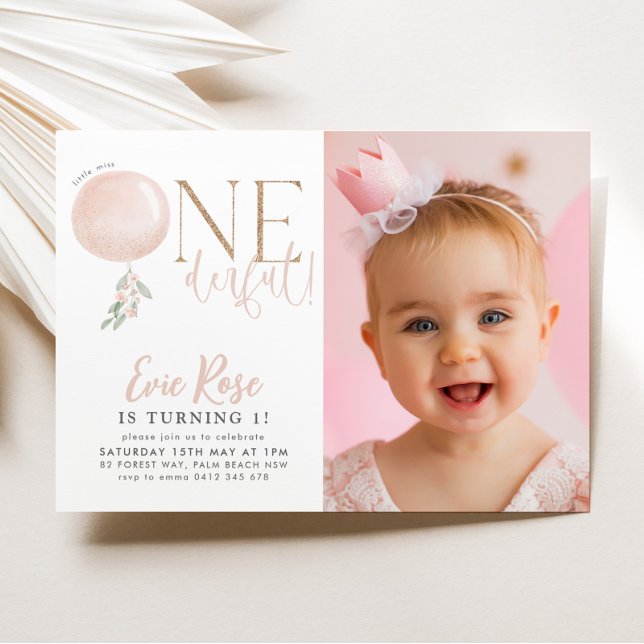 Kleine Miss ONEderful Girls 1. Geburtstag Foto Einladung (Little Miss Onederful Photo Invitation | Matching items available. )