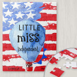 Kleine Miss Unabhängige US Flagge Custom Puzzle<br><div class="desc">30 Stück Personalisiertes Jigsaw Puzzle mit US Flagge Thema. Die US-Flagge ist in einer gereizten Version mit US Flagge in Rot-Weiß und Blau gestaltet. Der Heißluftballon ist mit den Worten "Little Miss Independent" versehen und die Vorlage ist für Sie Set, um den Namen und das Alter Ihres kleinen Mädchens hinzuzufügen....</div>