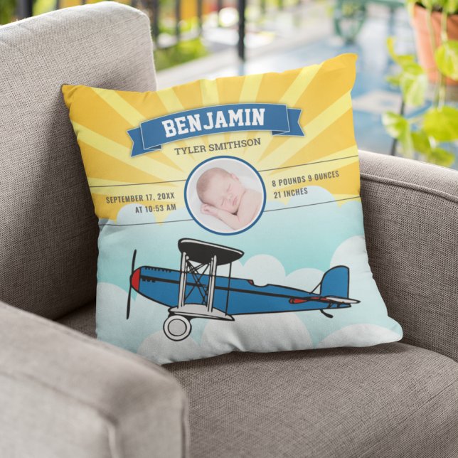 Kleine Pilot Blue Airplane Baby Foto Geburtsstunde Kissen (Von Creator hochgeladen)