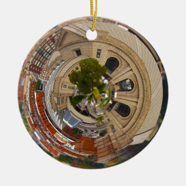 Kleine Planeten-Gewerkschafts-Station Kansas City Keramikornament (Vorne)