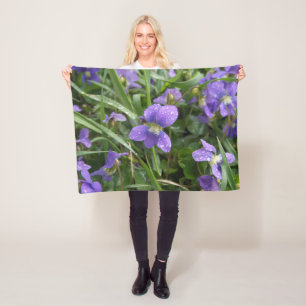 Kleine regnerische Veilchen-Decke Fleecedecke