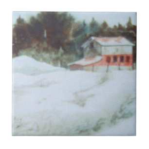 Kleine Scheune mit rotem Streifen im Schnee Fliese