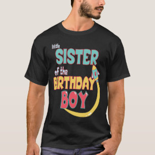 Kleine Schwester der Weltraumrakete von Birthday T-Shirt