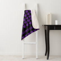 Kleine Sherpa-Purple-Hearts-Decke mit Namen