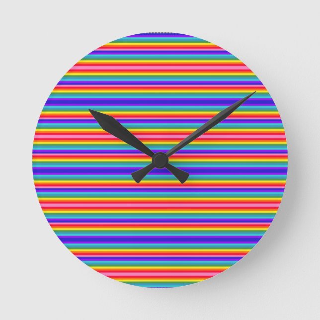 Kleine Streifen mit Regenbogenfarben Runde Wanduhr (Vorderseite)