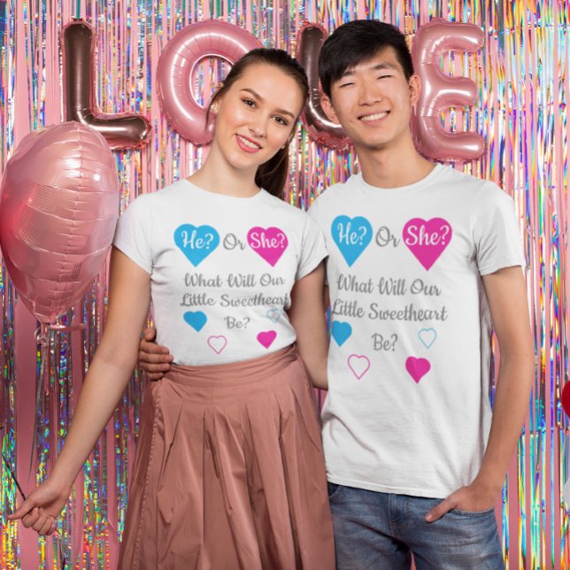 Kleine, süße Valentinstag Genderdarstellung T-Shirt (Von Creator hochgeladen)