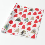 Kleine Weihnachtsbäume für kundenspezifisches Foto Geschenkpapier<br><div class="desc">Viele kleine Weihnachtsbäume fühlen sich festlich und zeigen Ihre Fotos mit einer glücklichen Geschenkbotschaft,  die dieses Urlaubspapier zu einer Art und Weise macht,  die Ihre Freunde und Familie erhalten werden. Fotografie � Shanna Russell Fotografie,  San Antonio TX</div>